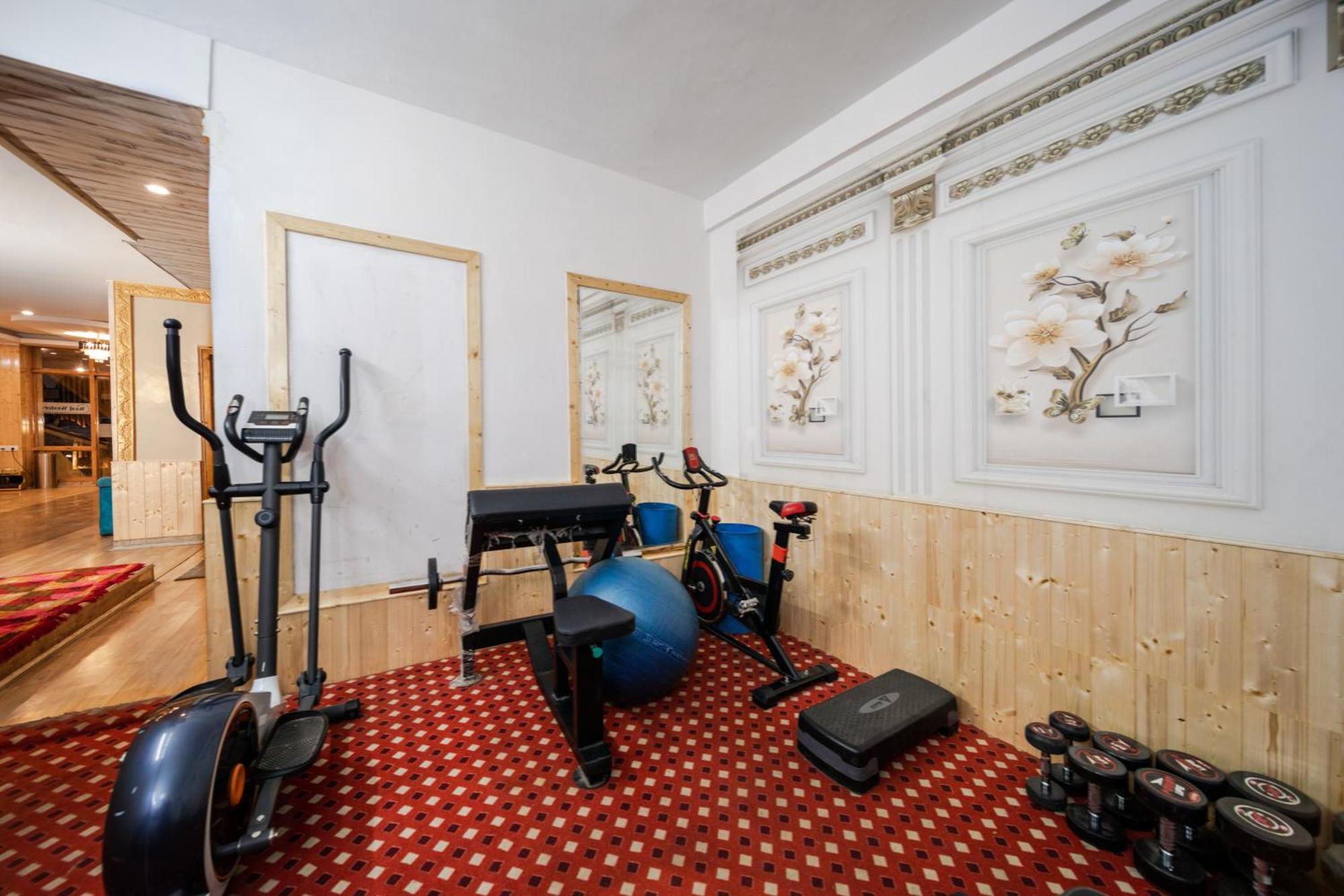 Hill River Resort - Central Heated & Air Cooled - Near Mall Road , Best Property Of Manali 2024- 2025 Εξωτερικό φωτογραφία