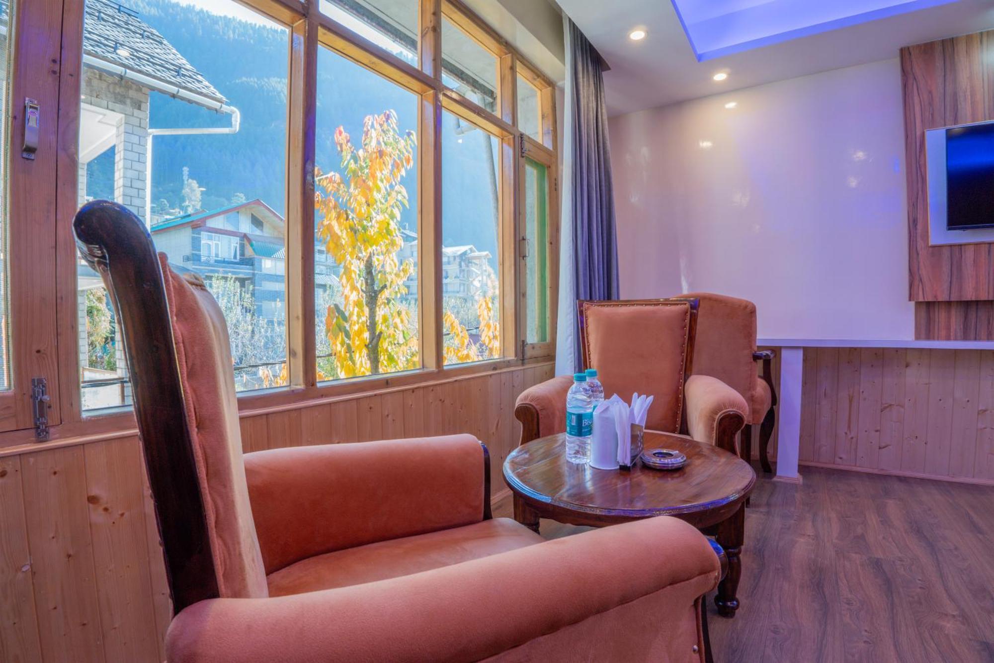 Hill River Resort - Central Heated & Air Cooled - Near Mall Road , Best Property Of Manali 2024- 2025 Εξωτερικό φωτογραφία