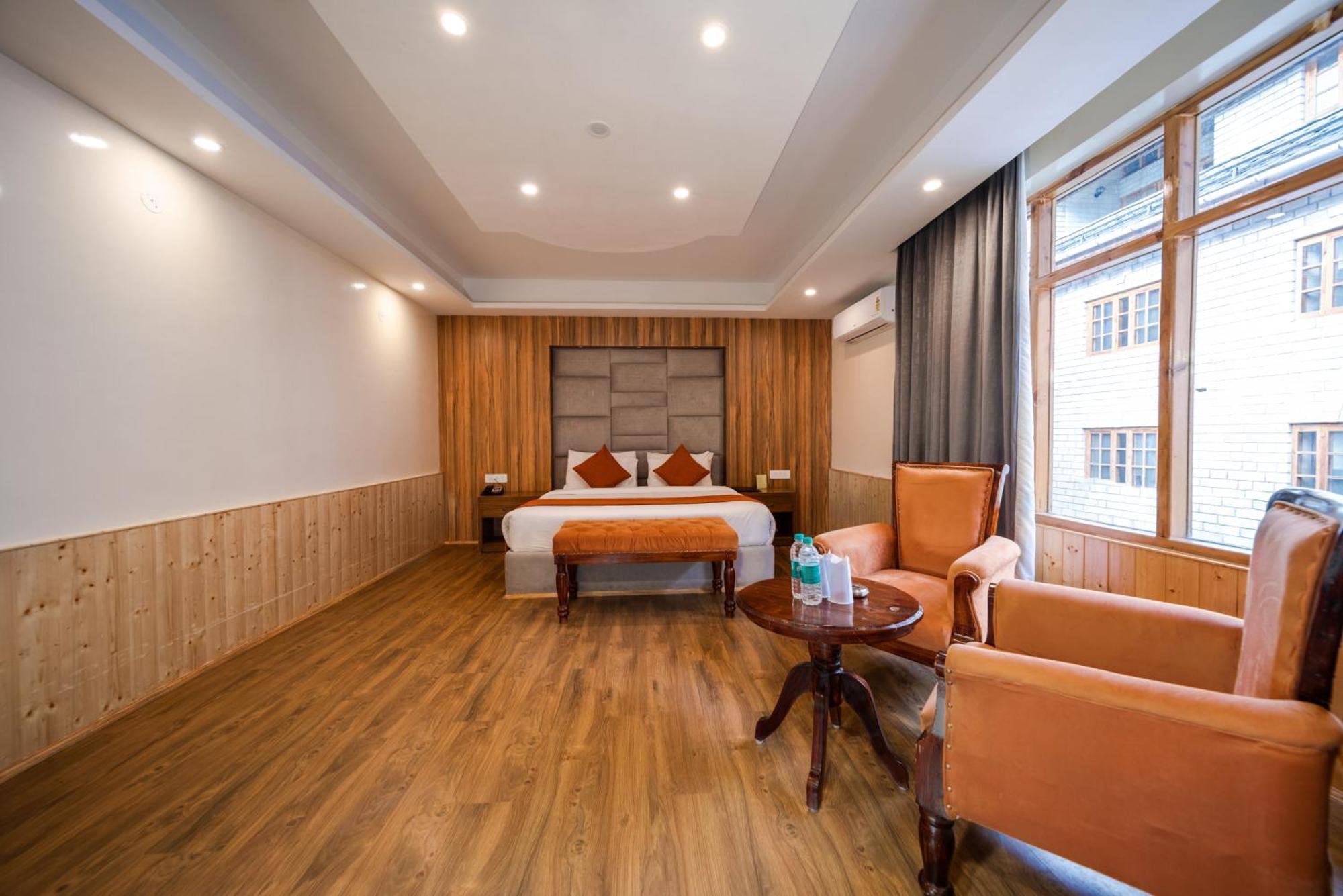 Hill River Resort - Central Heated & Air Cooled - Near Mall Road , Best Property Of Manali 2024- 2025 Εξωτερικό φωτογραφία