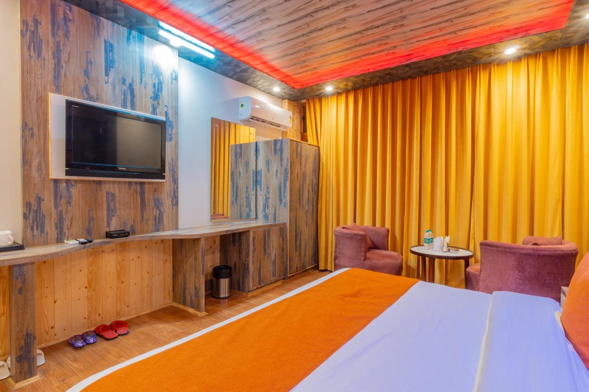 Hill River Resort - Central Heated & Air Cooled - Near Mall Road , Best Property Of Manali 2024- 2025 Εξωτερικό φωτογραφία